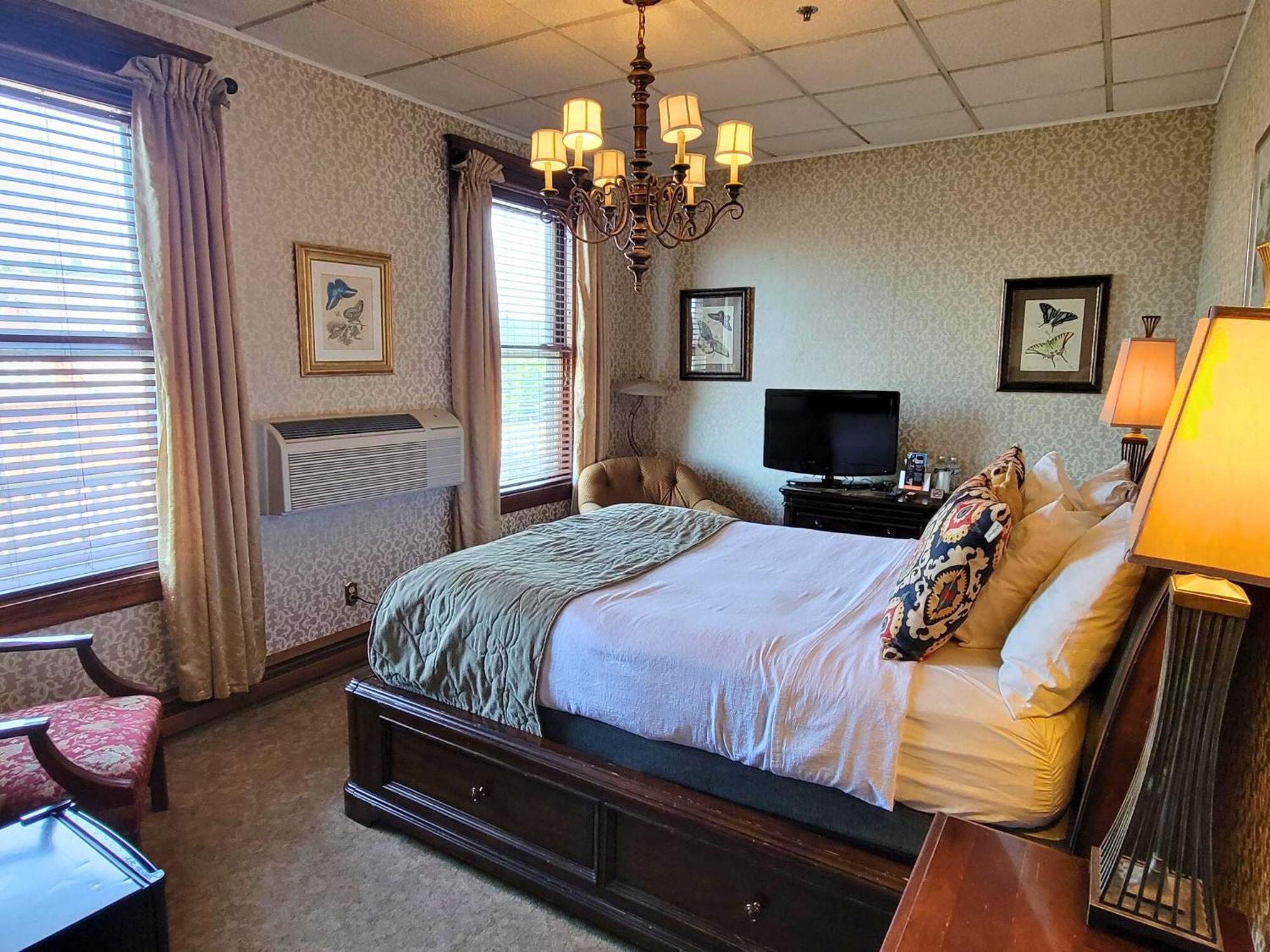Altland House Inn & Suites Abbottstown Εξωτερικό φωτογραφία