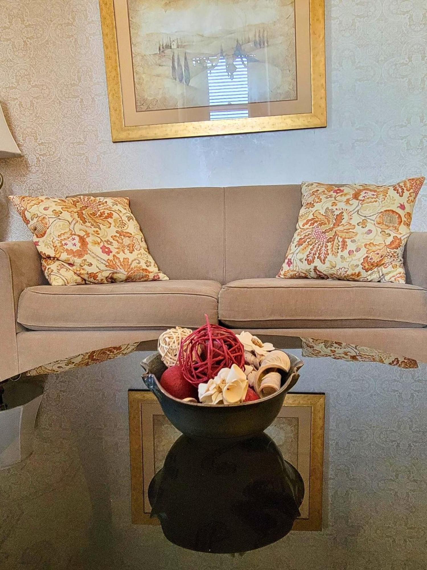 Altland House Inn & Suites Abbottstown Εξωτερικό φωτογραφία