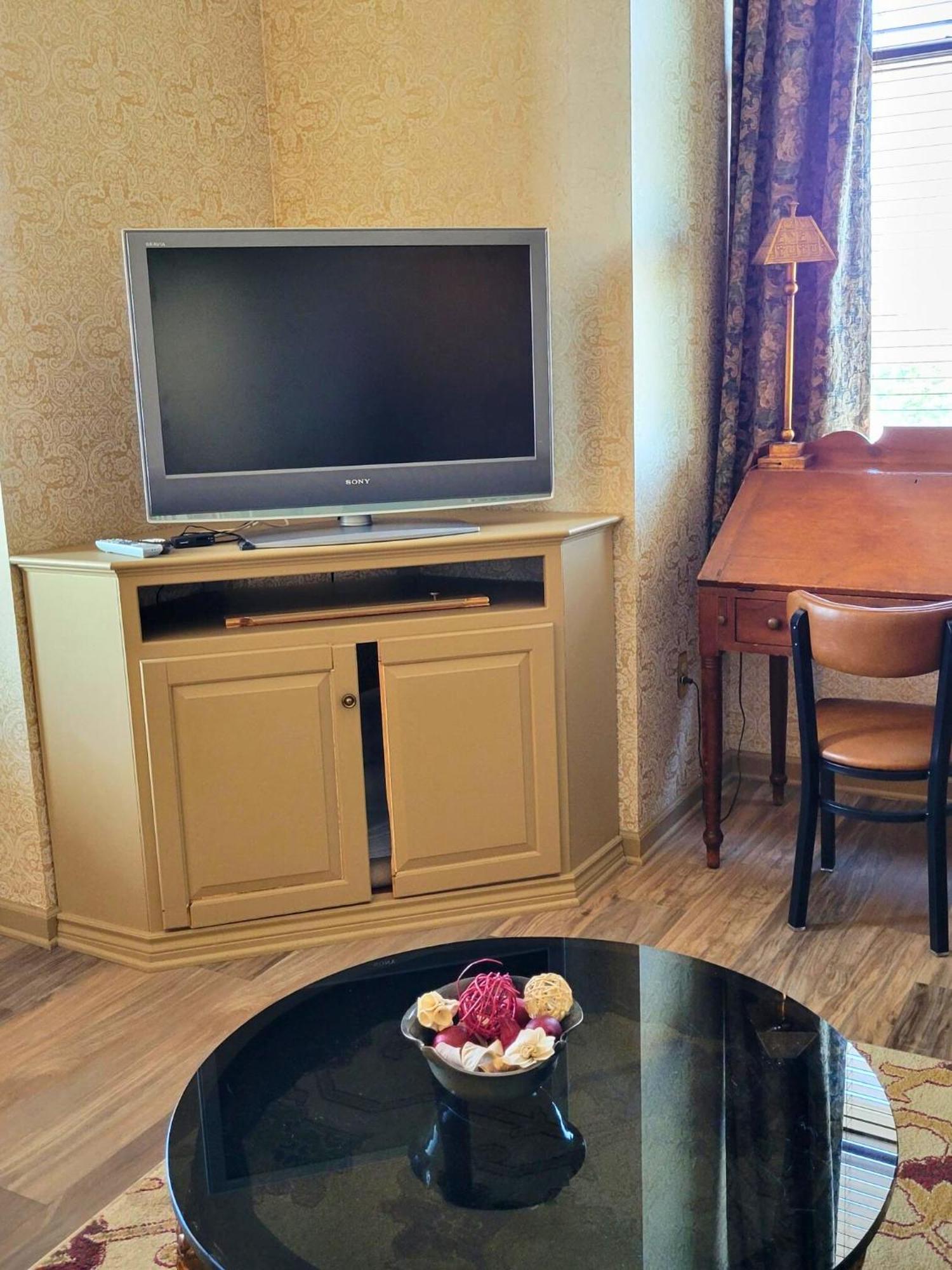 Altland House Inn & Suites Abbottstown Εξωτερικό φωτογραφία