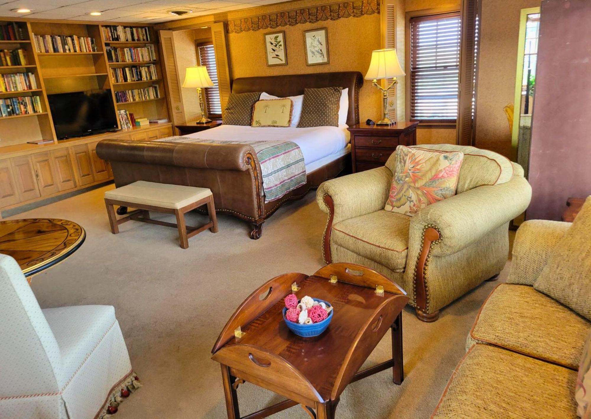 Altland House Inn & Suites Abbottstown Εξωτερικό φωτογραφία