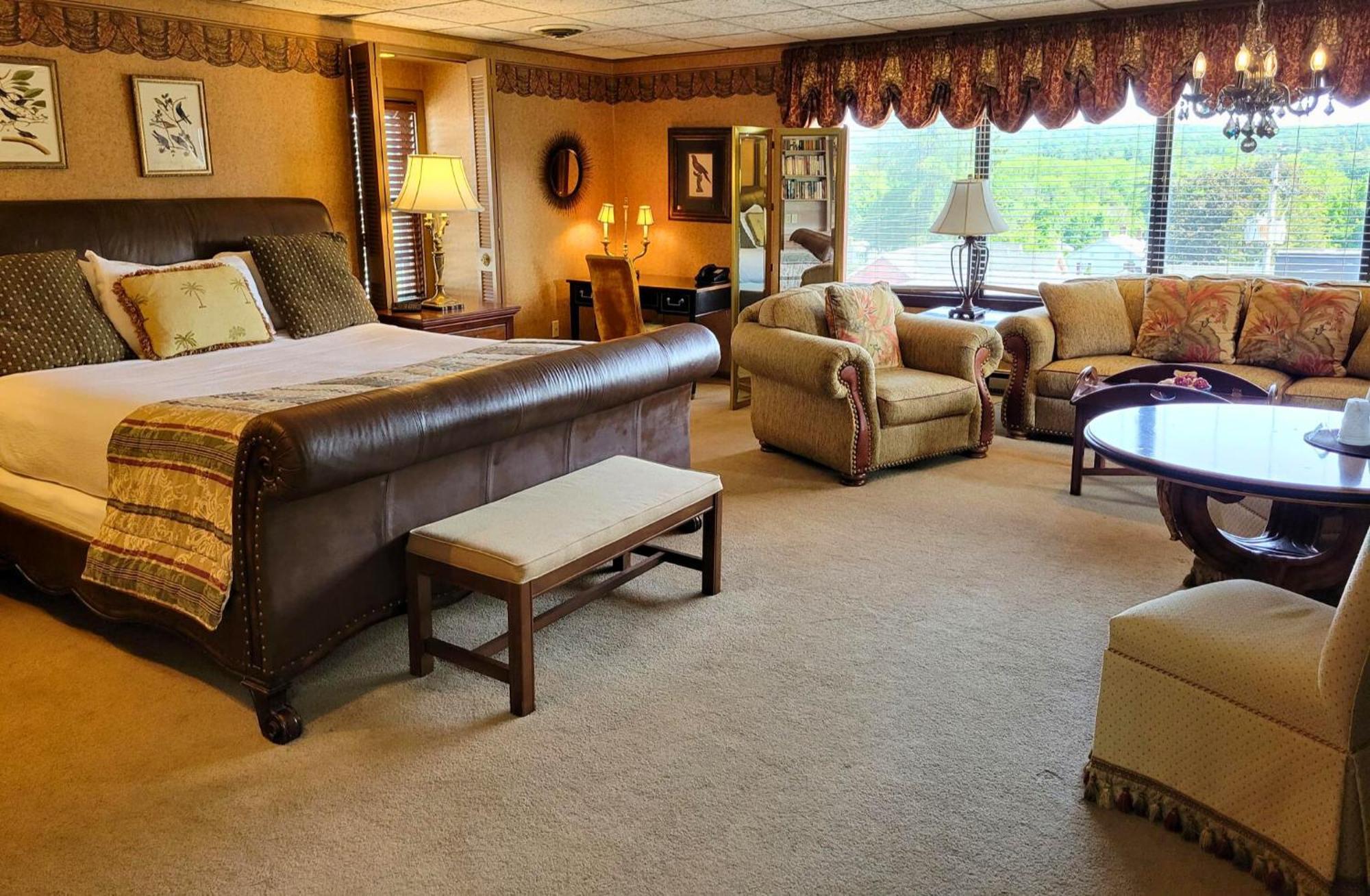 Altland House Inn & Suites Abbottstown Εξωτερικό φωτογραφία